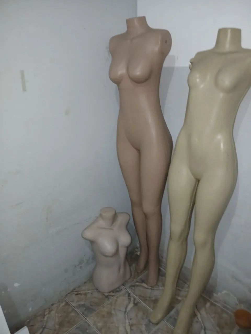 MANEQUINS A VENDA! - Foto 2