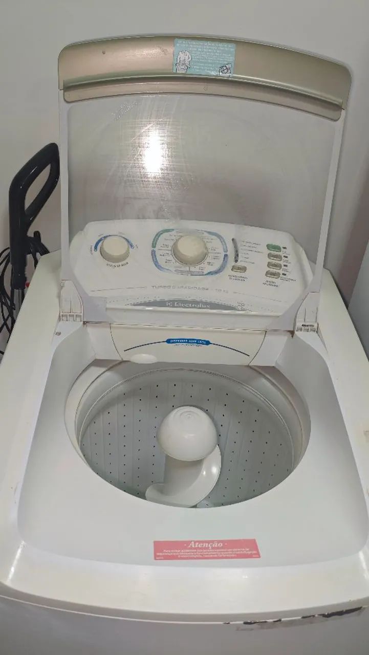Lavadora Eletrolux 10kg com defeito 