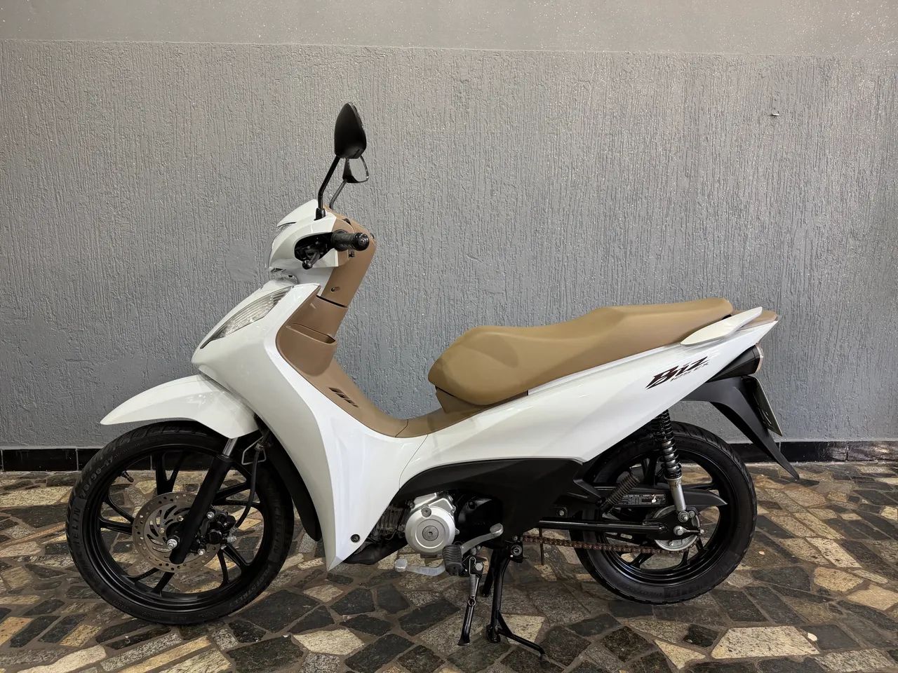 Biz 125 EX  - Foto 2
