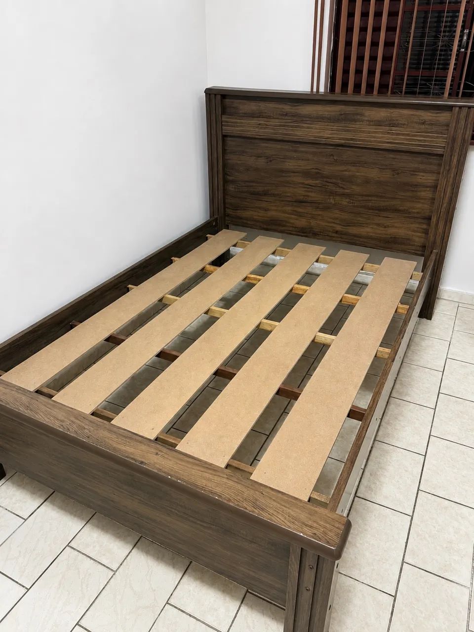 Cama de casal semi nova  - Foto 4