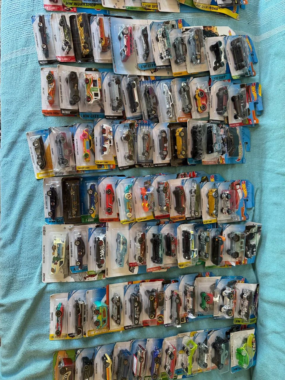 Coleção com 450 carrinhos Hot Wheels