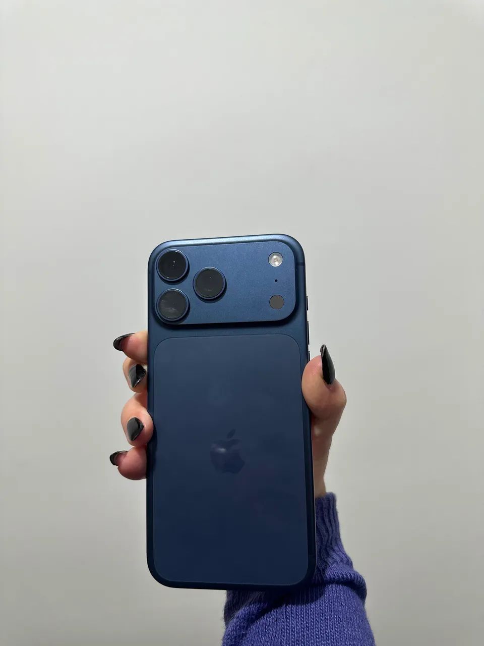 IPHONE 17 PRO MAX 256GB AZUL - Foto 4