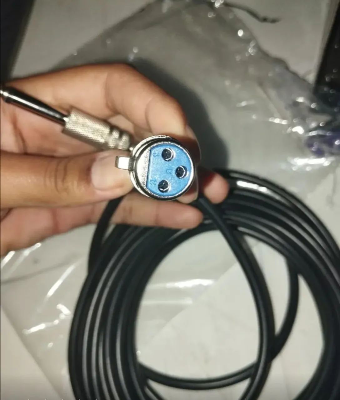 VENDO (2 CABOS) DE MICROFONE P10. - Foto 5