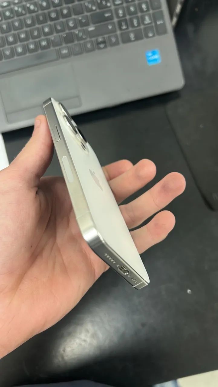 IPHONE 15 PRO 256g - Foto 3