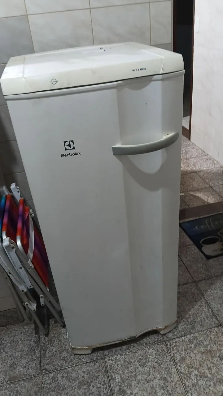 Freezer Electrolux usado