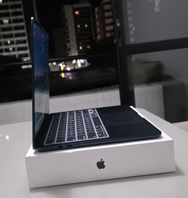 Apple Macbook Air M3 Modelo A3113 Azul 13.6 Ssd 256gb Ram 8gb