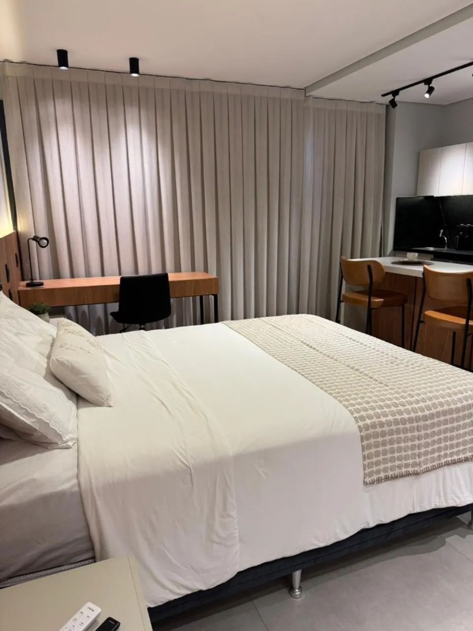 Flat de Luxo na Orla de Palmas - Mobiliado e Vista Definitiva para o Lago - Foto 12