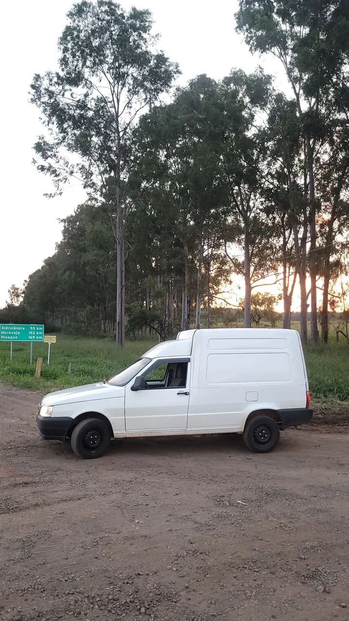 Serviços de entregas e coletas, frete, dedicados.