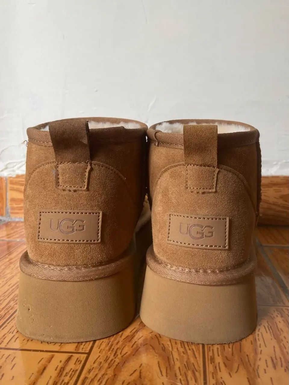 Bota UGG nova tam 37 - Foto 3