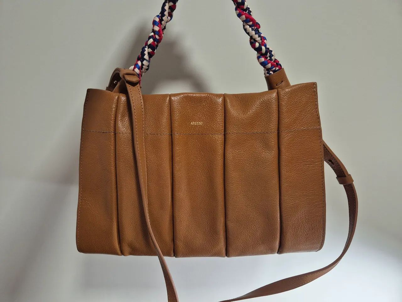 Bolsa Arezzo em couro - Foto 2