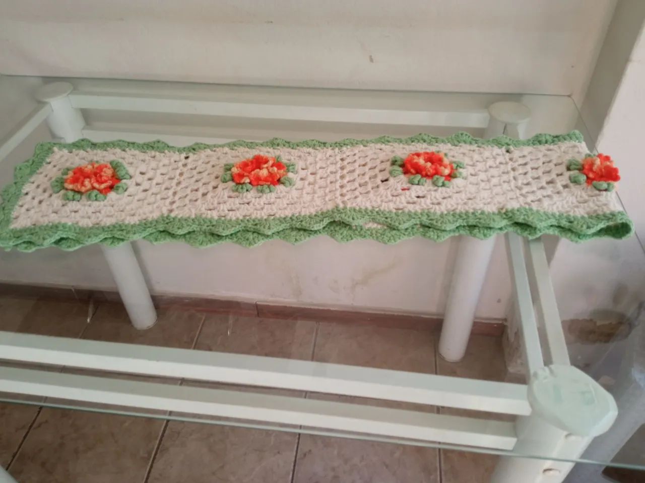 Caminho de mesa em crochê  - Foto 2