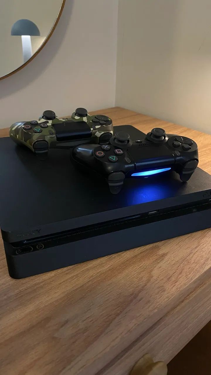 Ps4 Slim 500gb | 2 controles novos | Aceito troca em iphone - Foto 3