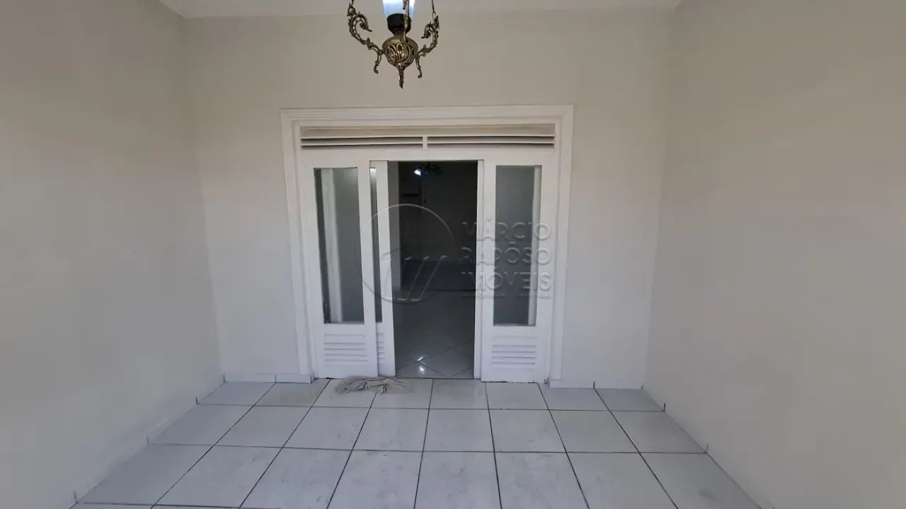 Casa de Esquina com 3 Quartos à venda na Ponta Grossa - Foto 4