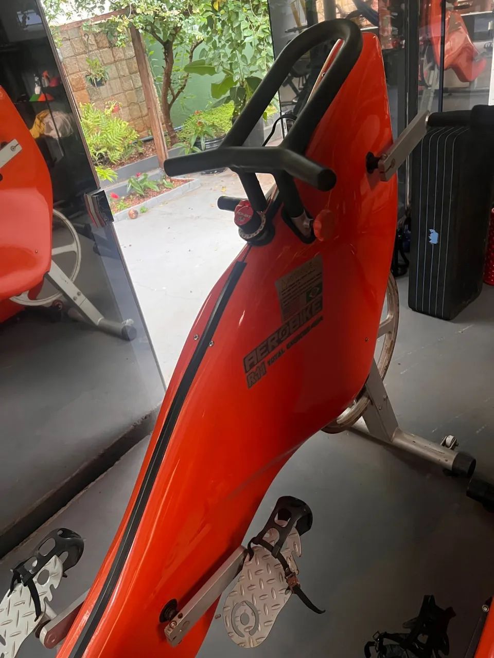 aerobike r11 e r6 ergométrica - simula triathlon - Foto 2