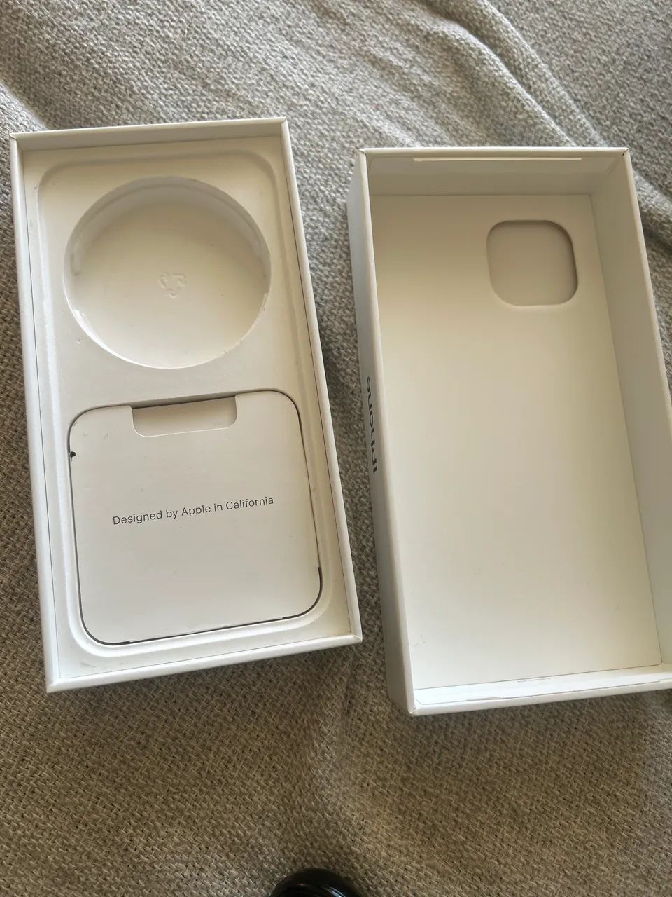 iPhone 12 usado bateria nova tela nova com capinha e caixa - Foto 5