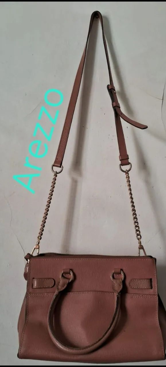 Bolsa couro Arezzo