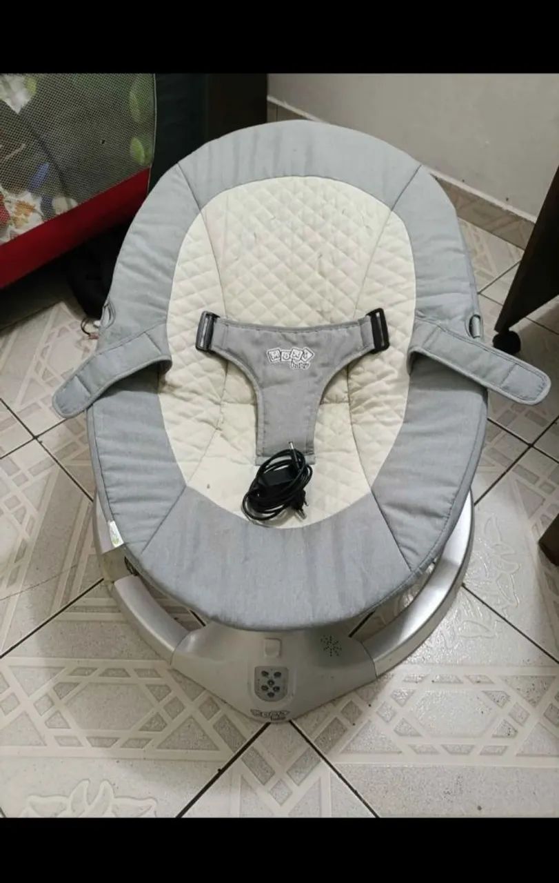 Cadeira de balanço infantil