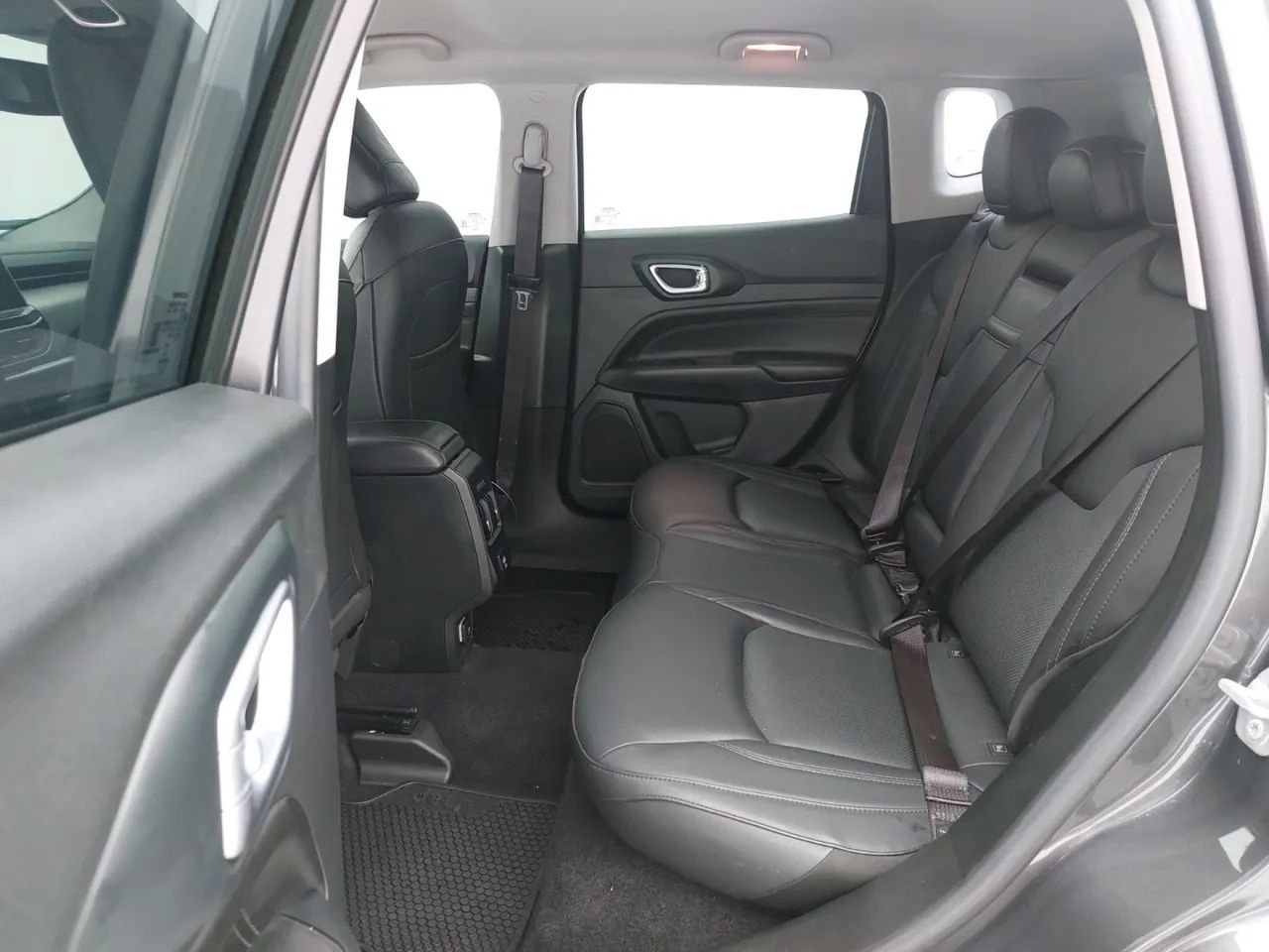 Jeep Compass LONG. T270 1.3 TB 4x2 Flex Aut., foto 17 de 18