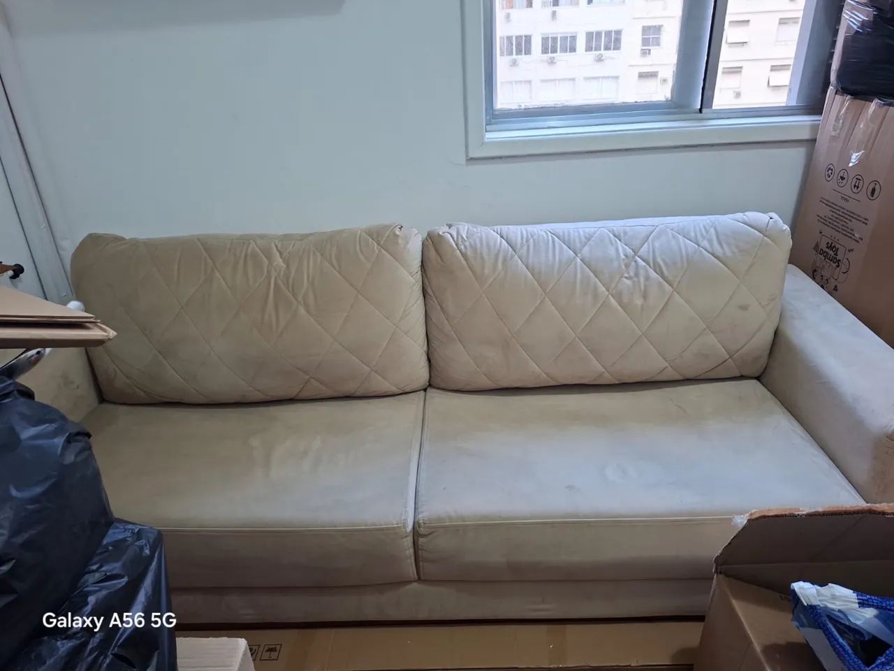 Sofá 3 lugares 