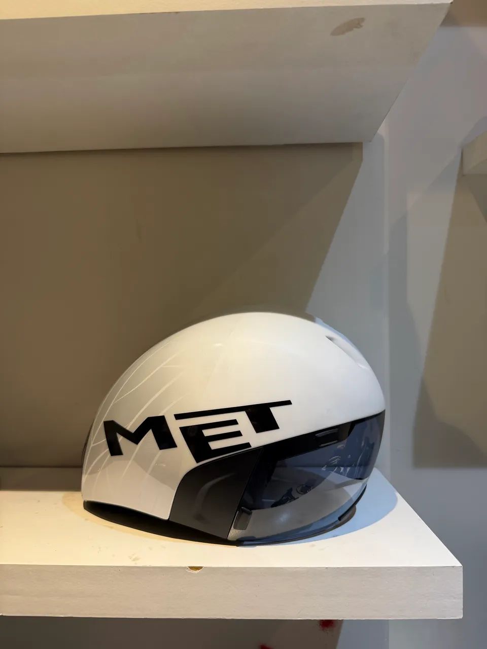 Capacete Met Codatronca 