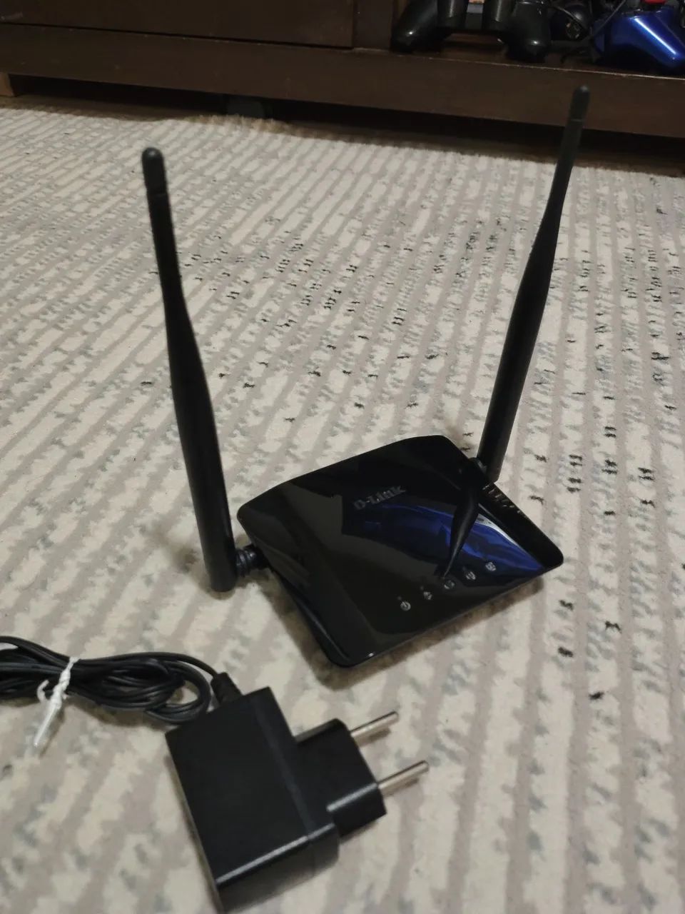 Roteador e repetidor D-Link DIR 611