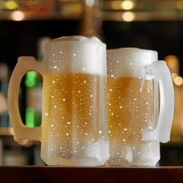 Canecas de chopp 370ml de vidro aceito cartão 