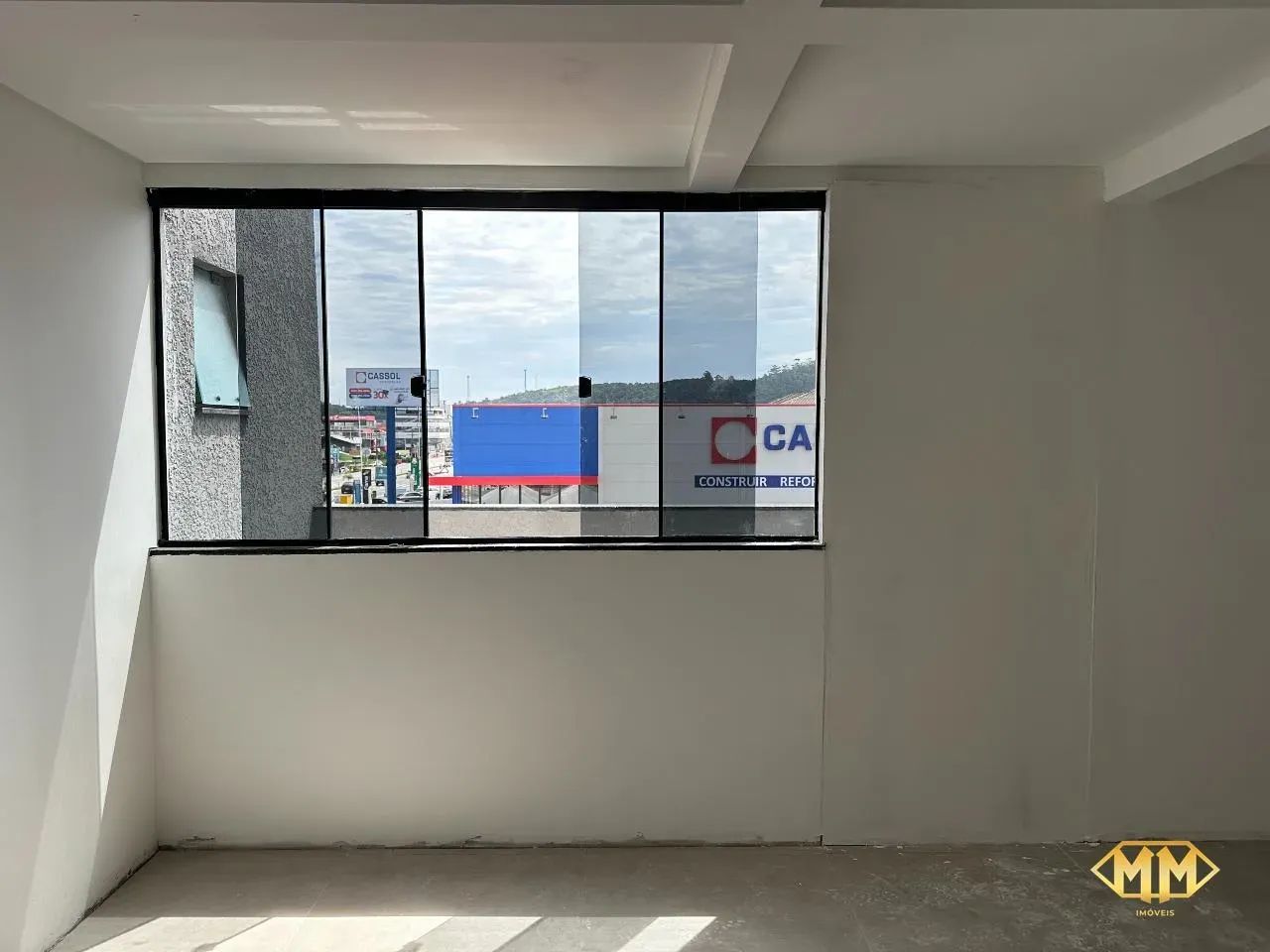 Sala comercial na principal dos ingleses, próximo a supermercados, farmácias, padarias e l - Foto 5