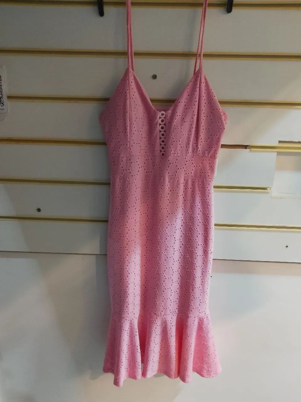 Vestido rosa de alcinha