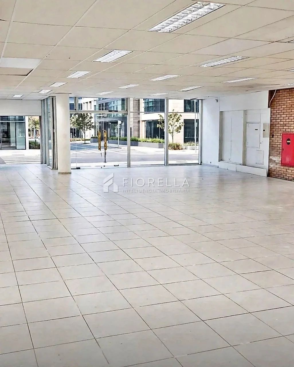 Loja térrea no Centro de Florianópolis, com 1.050m² - Foto 2