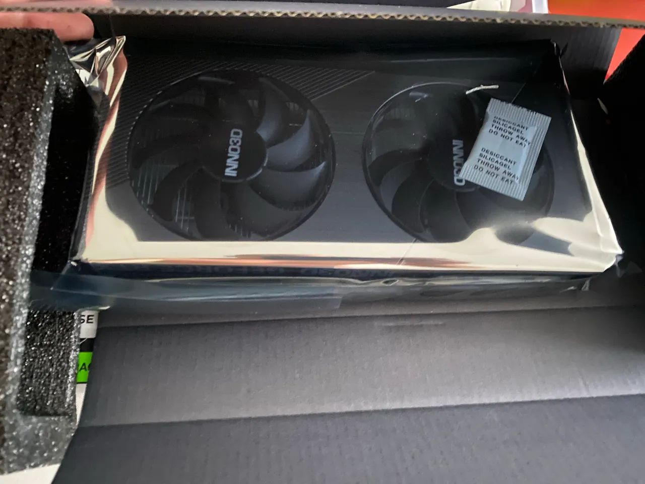 RTX 5050 Nova - Foto 2