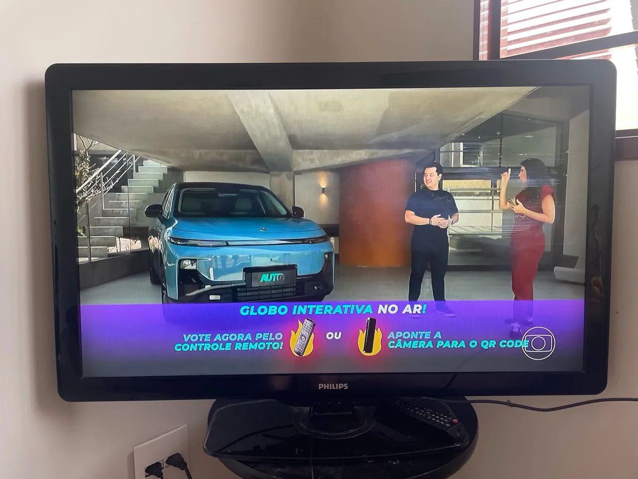 Tv 40 Polegadas com mancha na tela que não interfere no funcionamento, NÃO É SMART  - Foto 3