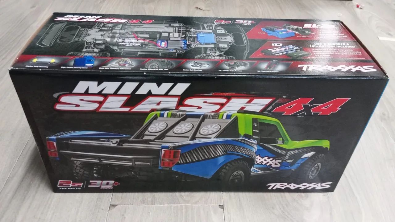 Traxxas Mini slash 1/16 LACRADAAA + Traxxas E-Revo 1/10 