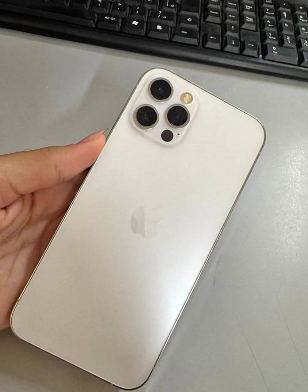 Iphone 12 pro max - Celulares e Smartphones - Plano Diretor Sul