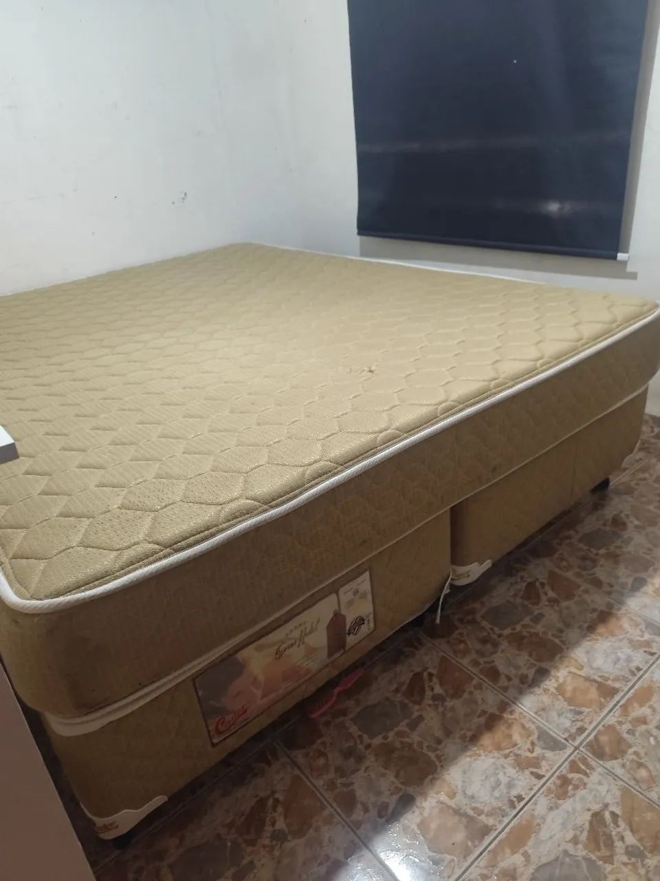 Cama Box Queen Castor Gran Hotel + Colchão - Excelente Estado
