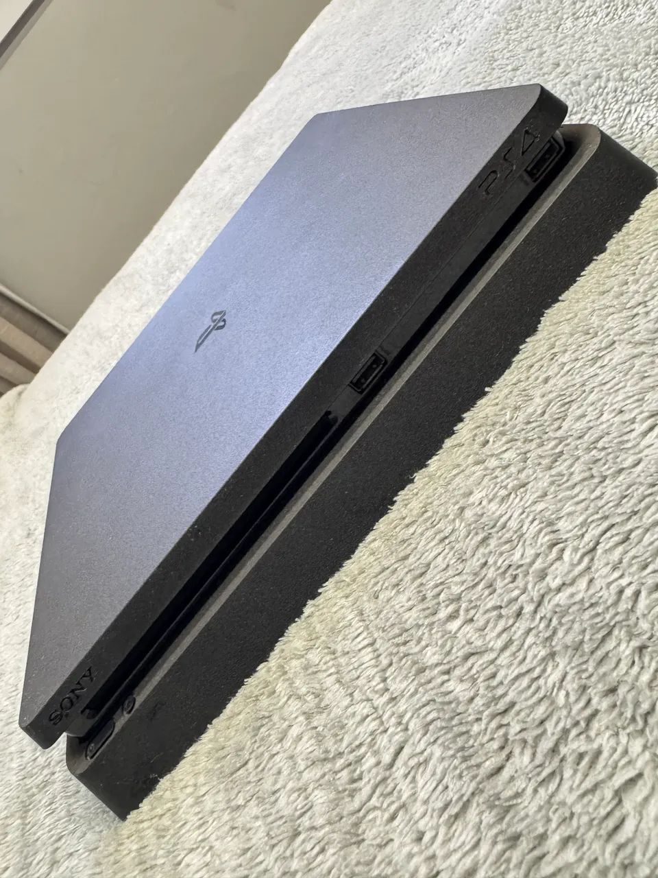 Playstation 4 Slim 1TB - Foto 2