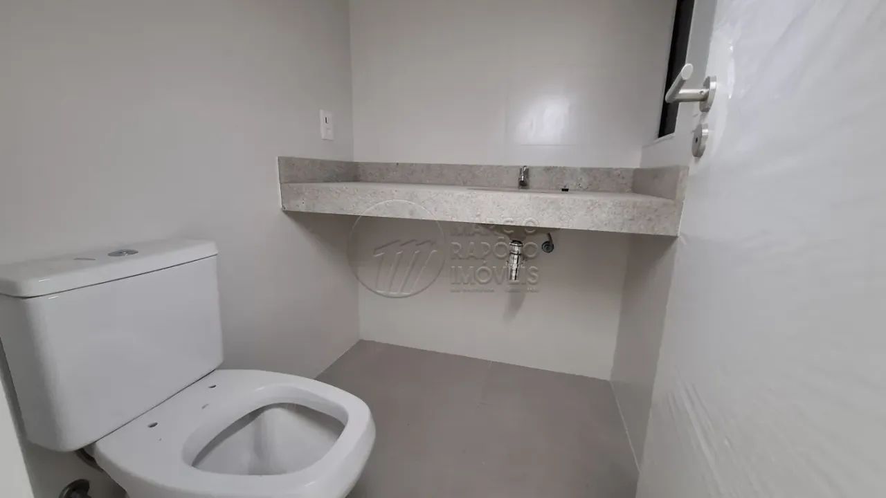 Apartamento com 3 Quartos e Varanda à venda no Edf. Ravenna na Ponta Verde - Foto 3