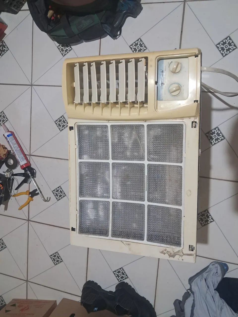 Ar  Springer de janela 10 mil btus 220 v - Foto 3
