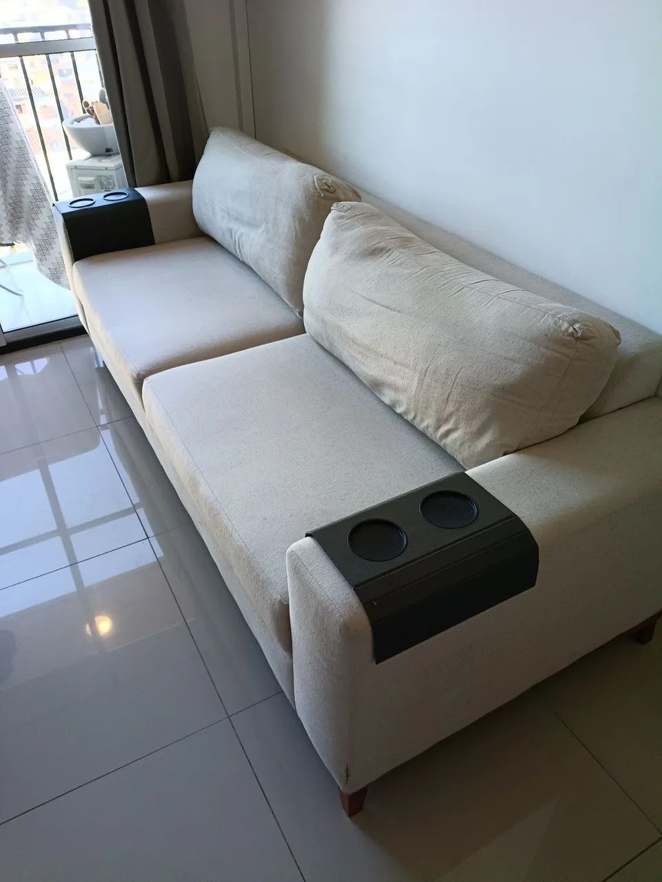 Sofa 3 lugares off-withe - Foto 4