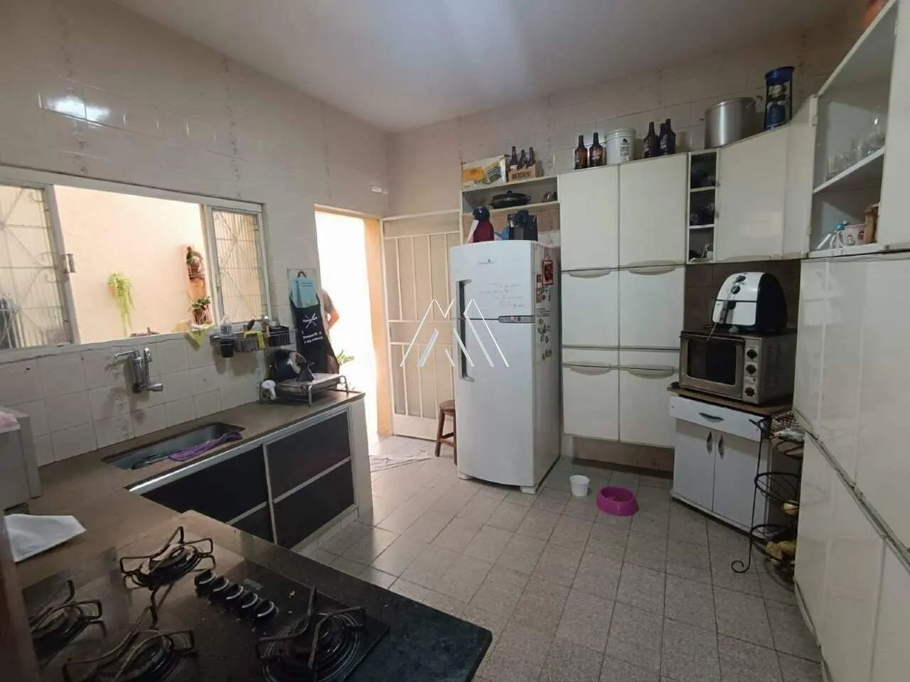 Vendo casa em Itaúna em excelente localização! - Foto 4