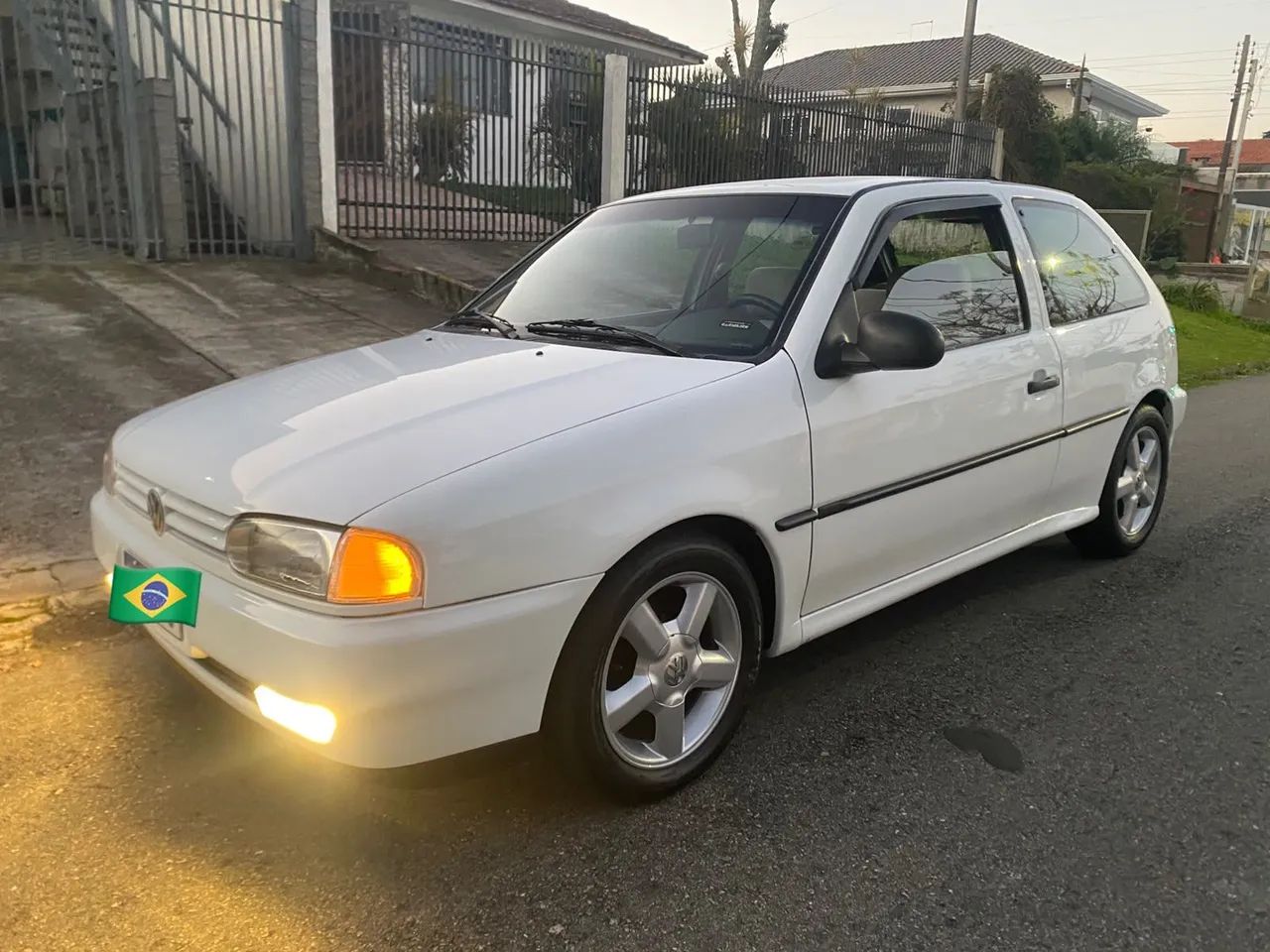 Volkswagen Gol Geração II 1.6 CLI Gasolina Mec. 2P 1996