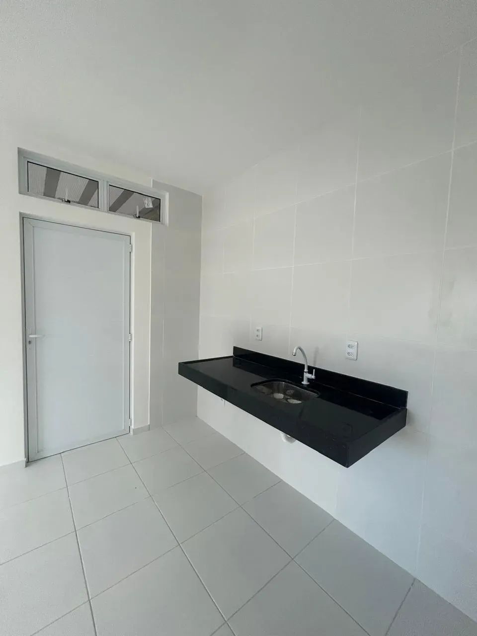 KITNET PARA LOCAÇÃO  VARJOTA | 40 m² | 1 SUÍTE - Foto 3
