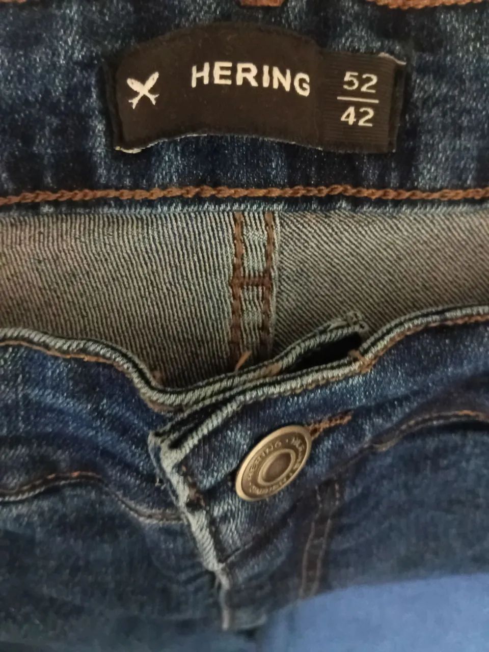 Vendo calca jeans nova Hering número 52 - Foto 3
