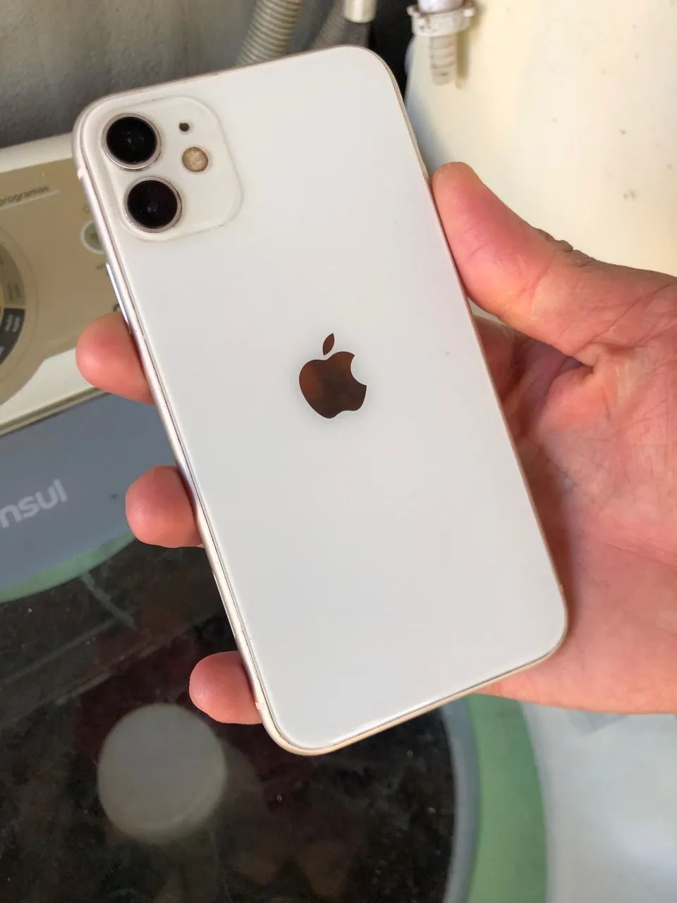 iPhone 11 branco 128GB
