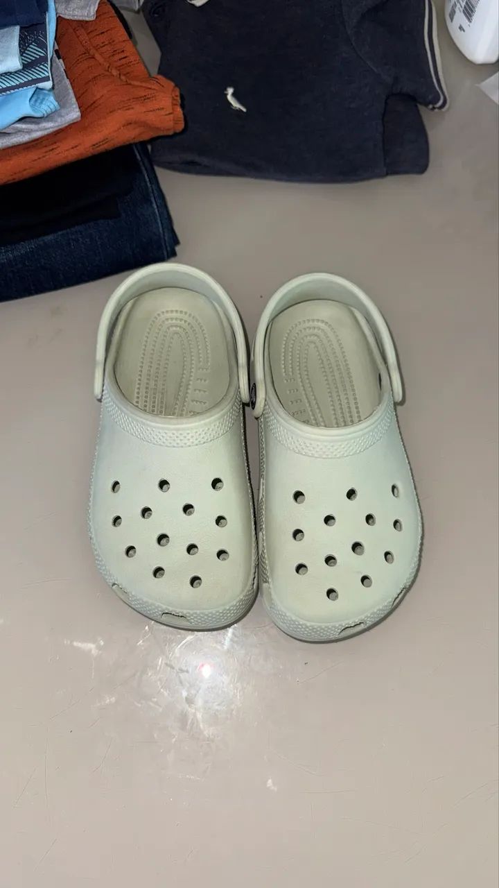Crocs j1 31/32 - Foto 3