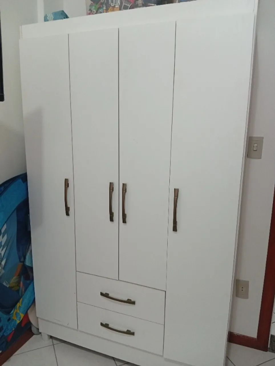 Guarda roupas solteiro 