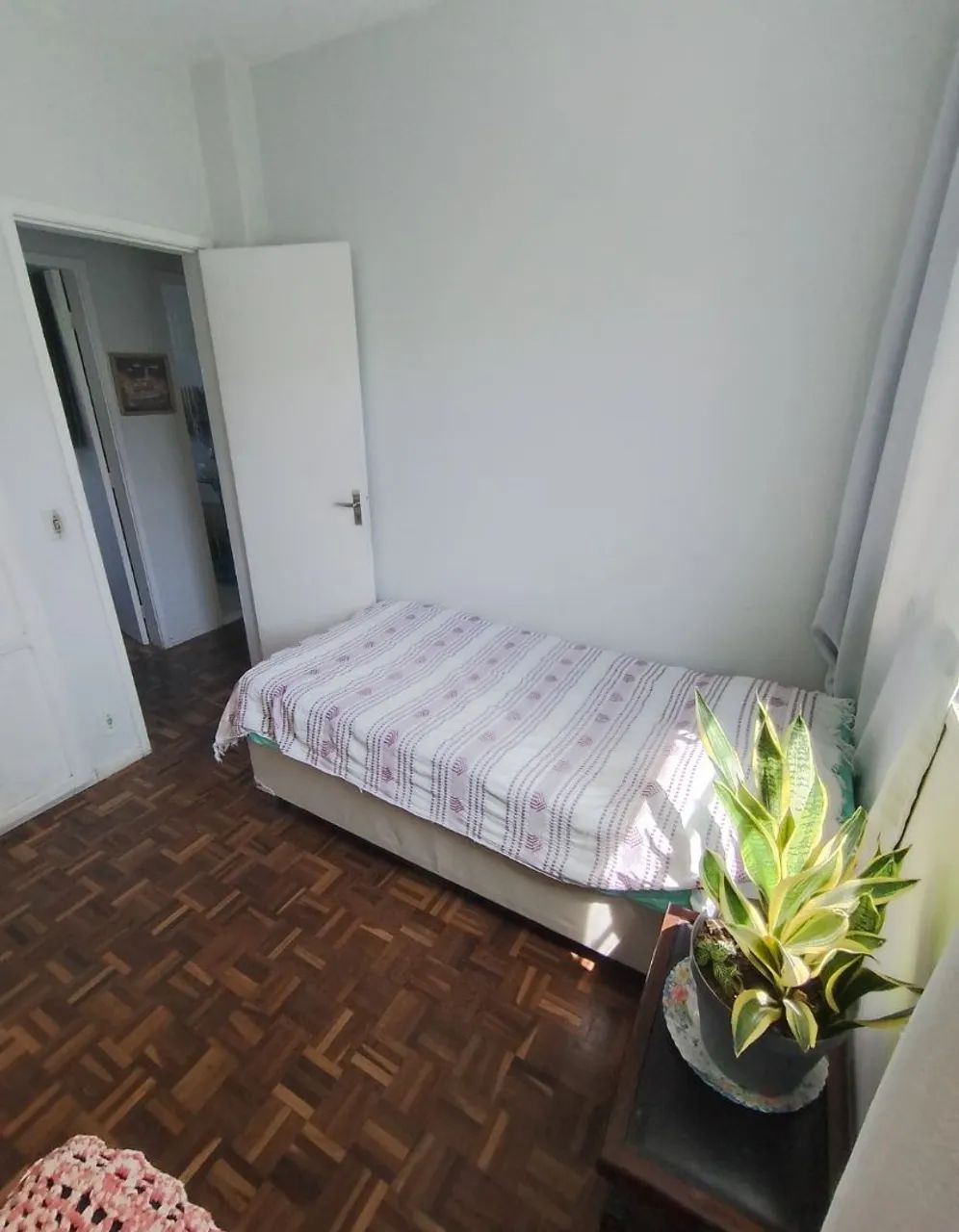 Alugo quarto Individual 
