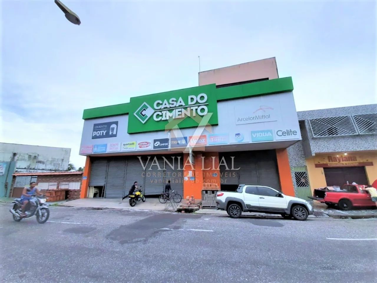 Prédio Inteiro em Ponta da Agulha - Salinópolis, PA
