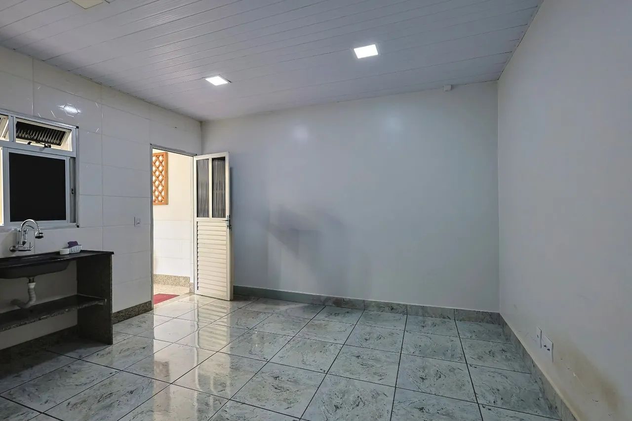 Alugo Apartamento 1/4 (Feminino) - Foto 2
