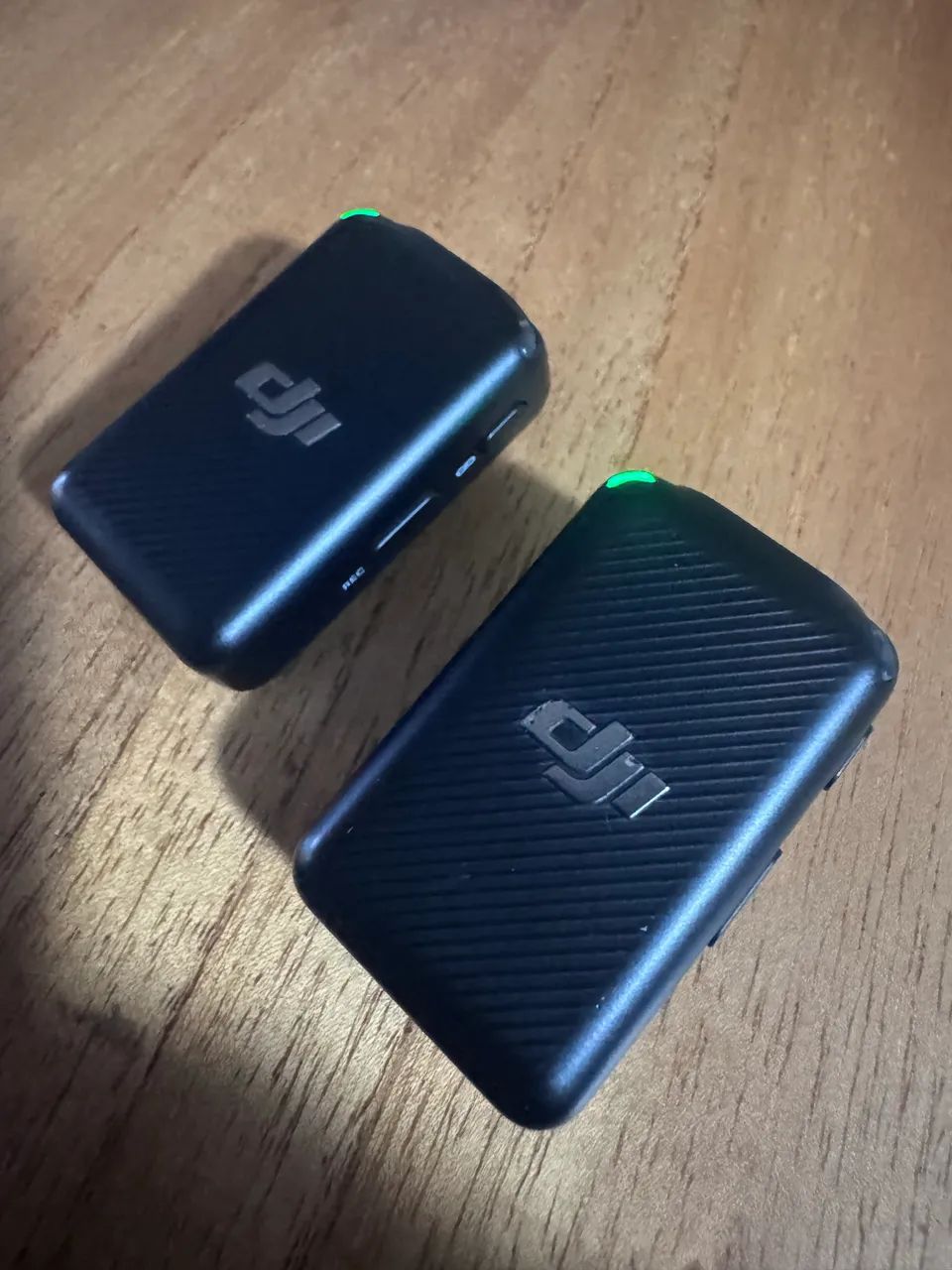 DJI Mic - 2TX 1 RX - 2 microfones wireless com case - USB C e lightning (iPhone) - Foto 5