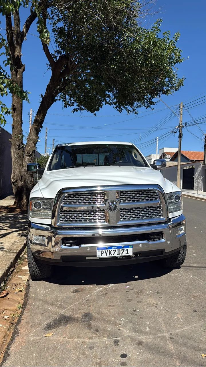 Ram 2500 2500 LARAMIE 6.7 TDI CD 4x4 Diesel 2016